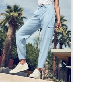 Athleta Go Far Travel Pant in Blue Star Size 2